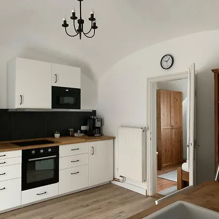 A11 Apartman Semesterbostad *